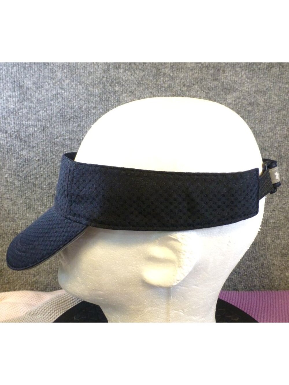 Under Armour Black Adjustable Athletic Visor Hat With Logo Lightweight Breathabl - Picture 5 of 8
